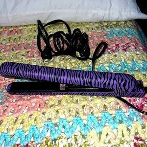 Sutra hair straightener